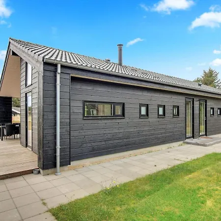 Holiday home Vasilka - 800m From The Sea In Western Jutland By Interhome *